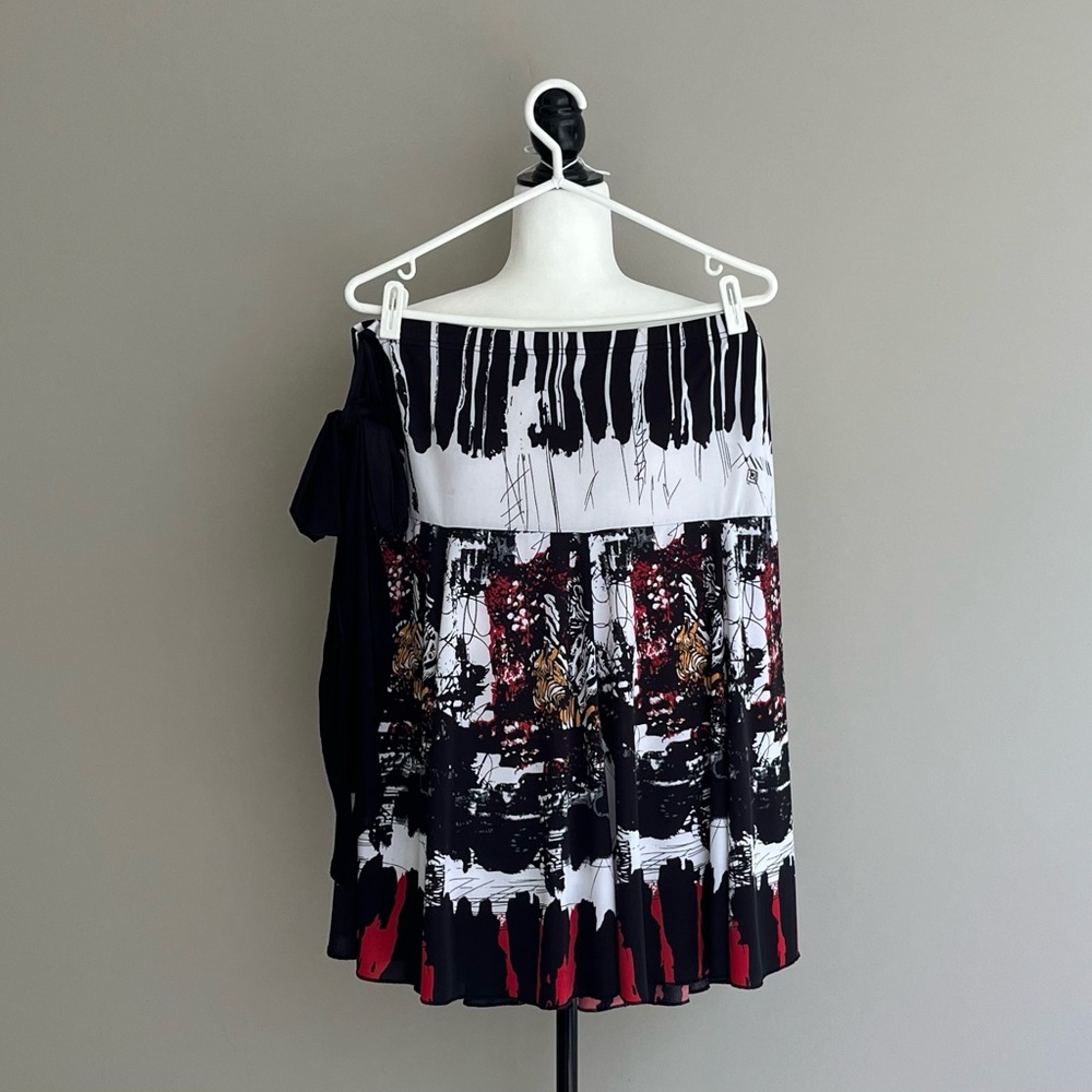 Designer Flowing skirt